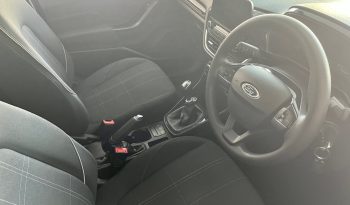Ford Fiesta 1.0T Trend full