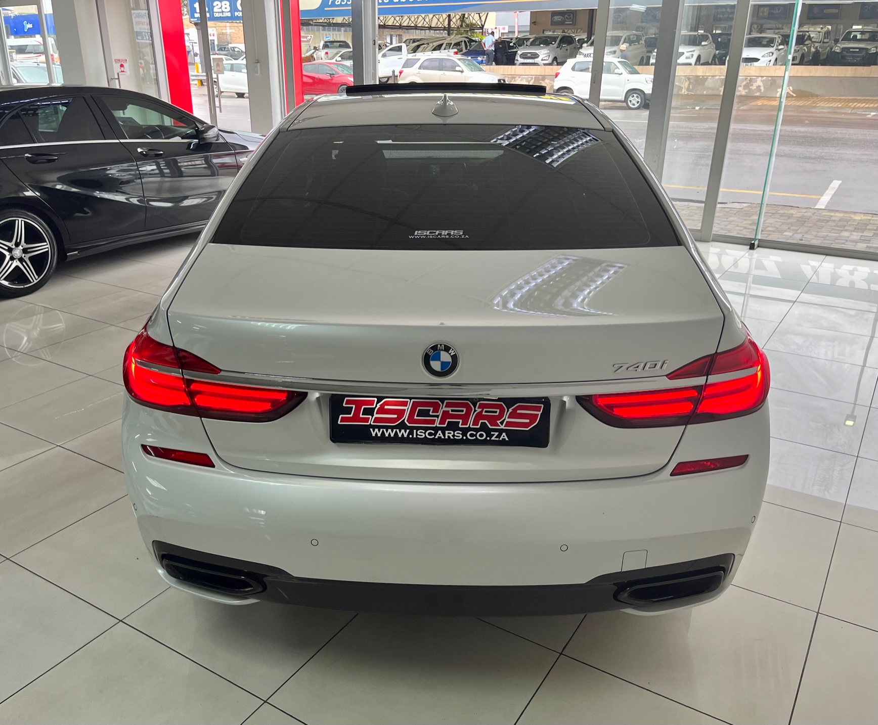 BMW 7 Series 740i M Sport – ISCARS