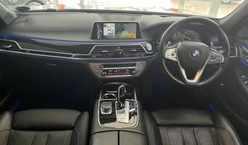 BMW 7 Series 740i M Sport full
