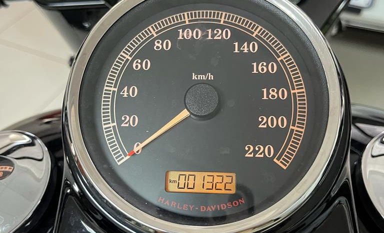 Harley Davidson Softail Slim S full